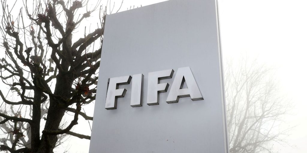 novo-codigo-disciplinar-da-fifa-endurece-punicoes-em-casos-de-racismo