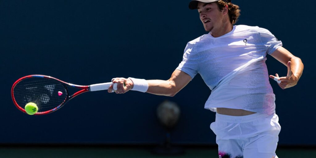 joao-fonseca-e-superado-por-numero-22-do-mundo-e-se-despede-do-us-open