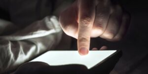 conteudos-falsos-criados-com-ia-mais-que-triplicam-entre-2024-e-2025