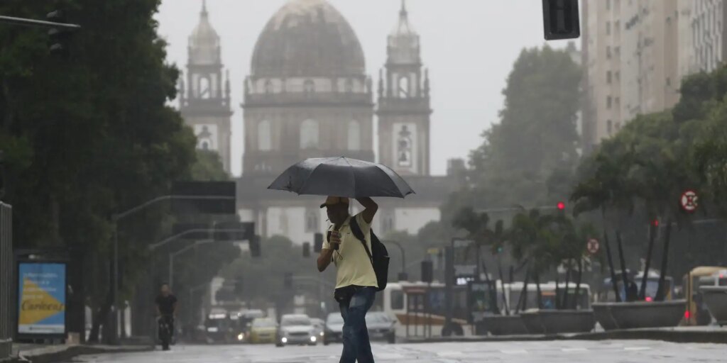 chuvas-intensas-no-rio-de-janeiro-levam-ao-acionamento-da-marinha
