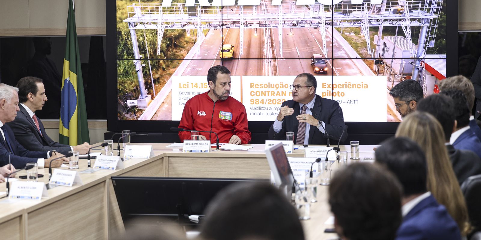 governo-suspende-3,4-milhoes-de-multas-por-nao-pagar-pedagio