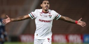 fluminense-arranca-empate-na-argentina-e-continua-vivo-na-libertadores