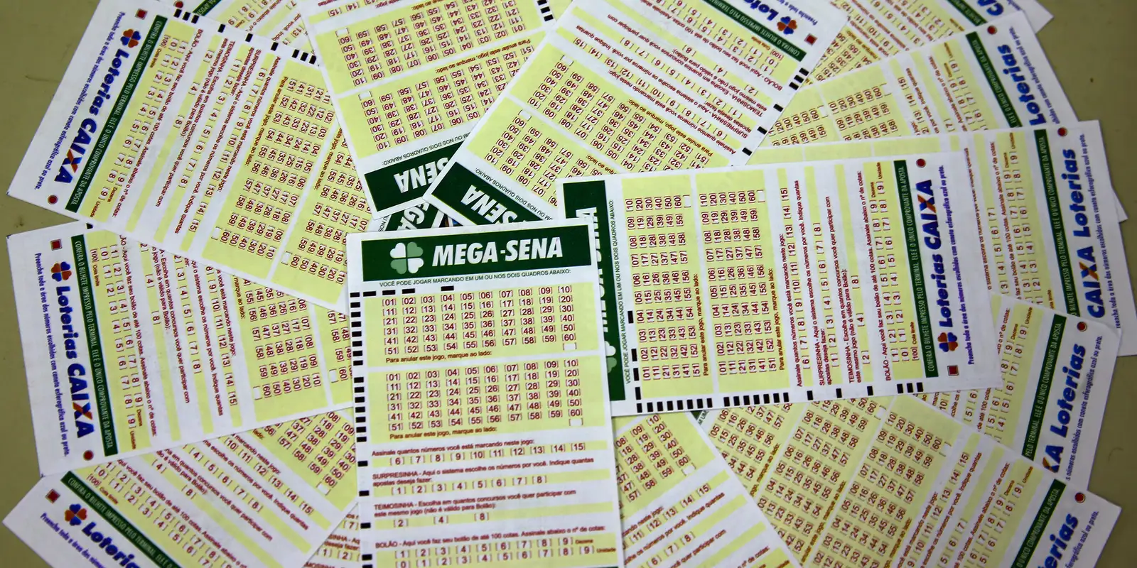 mega-sena-acumula-novamente-e-premio-principal-vai-para-r$-42-milhoes