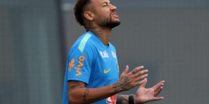 neymar-treina-sem-restricoes-com-o-grupo-pelo-segundo-dia-seguido