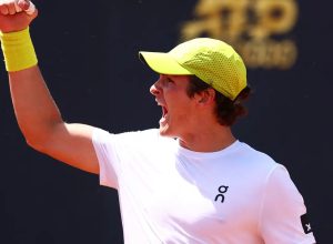 joao-fonseca-vence-estreia-contra-atual-campeao-do-atp-500-da-basileia