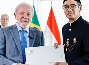 lula-recebe-credenciais-de-nove-novos-embaixadores