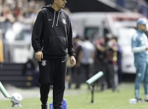 tecnico-lucas-piccinato-e-demitido-da-equipe-feminina-do-corinthians