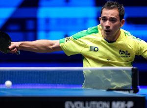 hugo-calderano-estreia-com-vitorias-no-wtt-smash-de-singapura