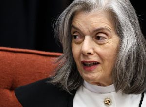 volei:-carmen-lucia-libera-participacao-de-tiffany-em-jogo-em-londrina