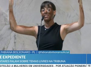 deputada-do-pl-faz-blackface-na-alesp-para-criticar-erika-hilton