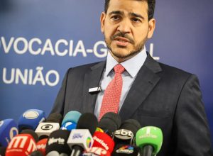 lula-deve-enviar-nesta-terca-ao-senado-indicacao-de-messias-ao-stf