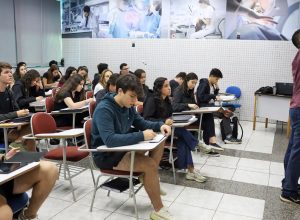 desenrola-fies:-estudante-pode-renegociar-divida-a-partir-desta-quarta