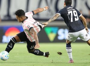 remo-volta-a-vencer-apos-12-jogos-e-complica-botafogo-no-brasileirao